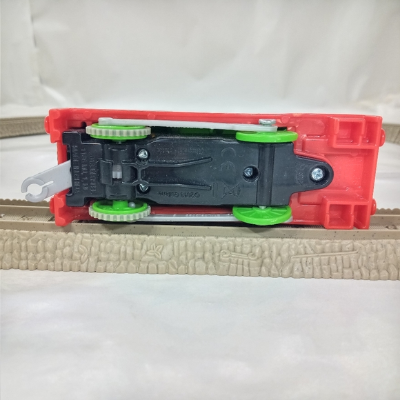 Percy Thomas and Friends Trackmaster Motorized Tank Engine 2013 Gullane - Picture 4 of 6